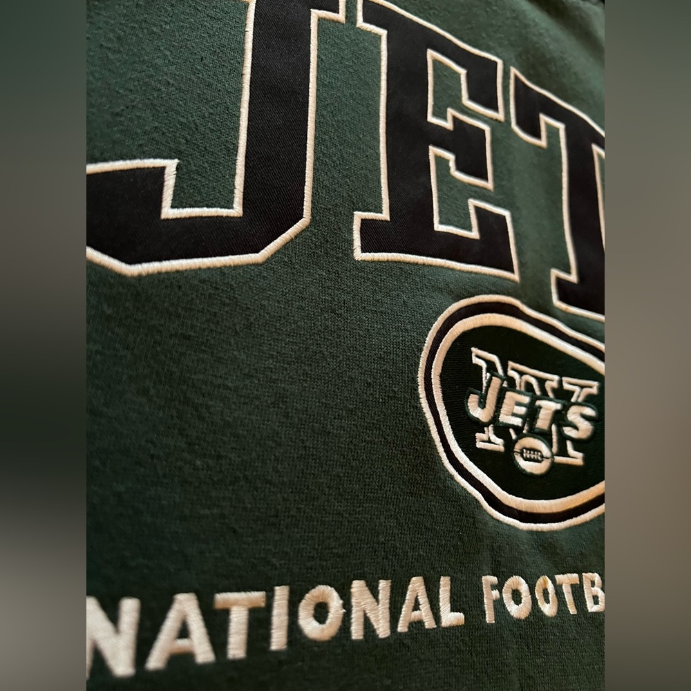 NY JETS Sweater, Large, Pre-Owned with FREE Jets T-Shirt Size XL New With Tags - Picture 3 of 15